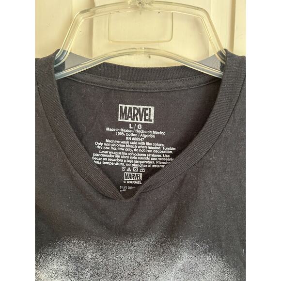 Large Marvel Black Cotton Tee W/Skull Graphics - Picture 3 of 3